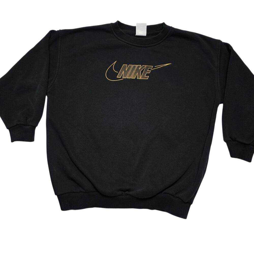 Nike Sportswear Club Fleece Big Kid (Girls) Crew-Neck Sweatshirt Size Medium